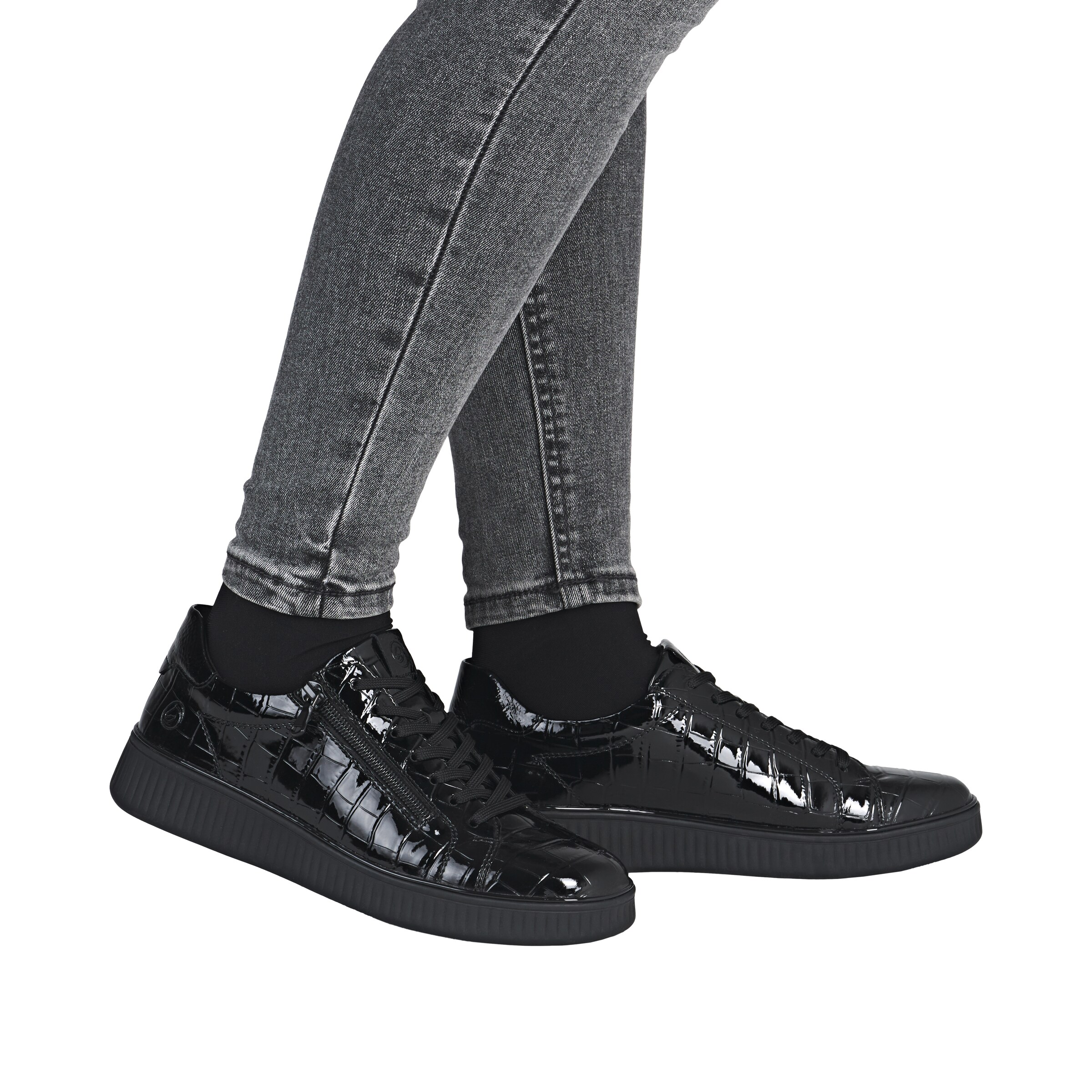 REMONTE Sneakers ' D2E01 ' in Black
