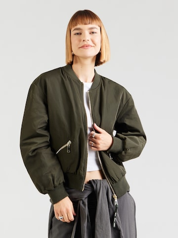 NÜMPH Between-Season Jacket 'ELLANORA' in Green: front