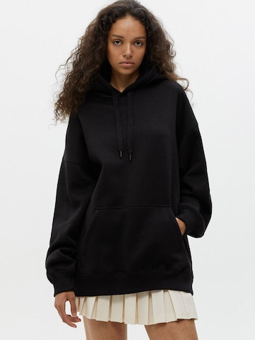 Pull&Bear Sweatshirt in Zwart: voorkant