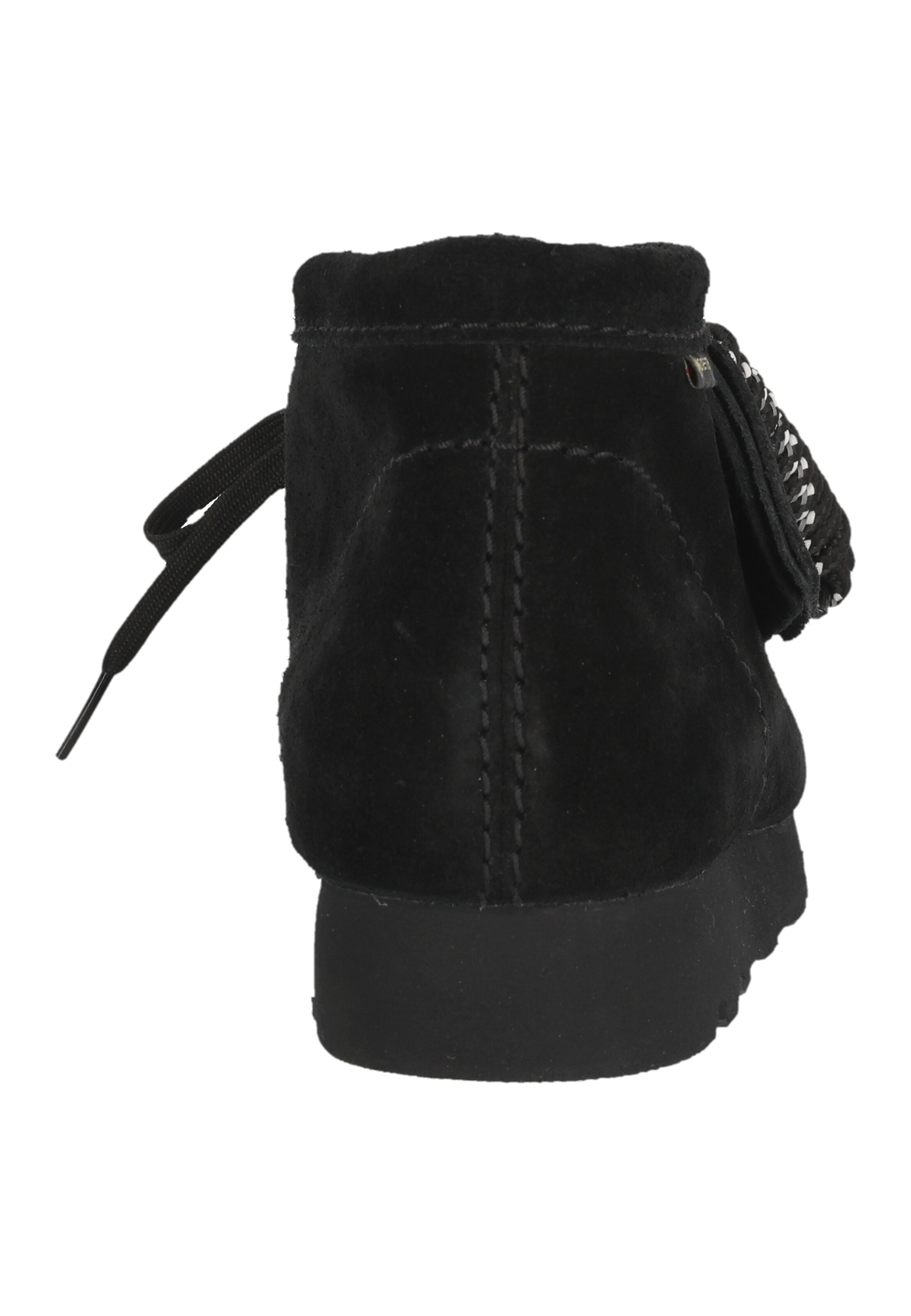 CLARKS Veterschoen 'WallabeeBT GTX' in Zwart