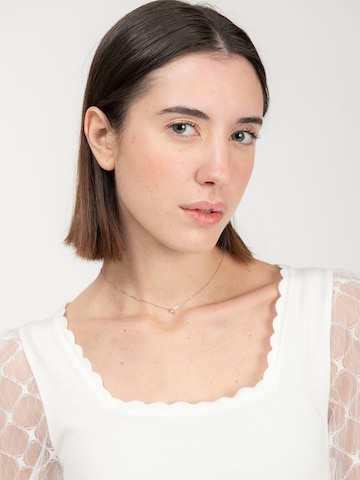 Influencer Svetr – bílá