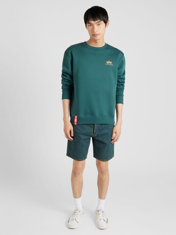 ALPHA INDUSTRIES Sweatshirt i grøn