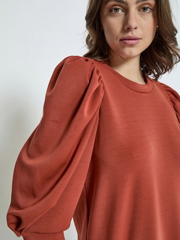 Peppercorn Bluse 'Dicette' i rød