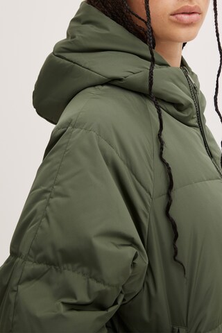 ICHI - Sobretudo de inverno 'Bunala' em verde