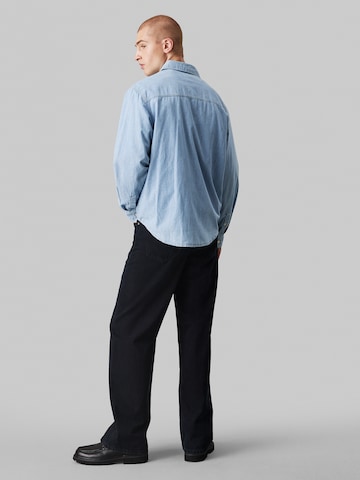 Calvin Klein Jeans Comfort fit Button Up Shirt in Blue