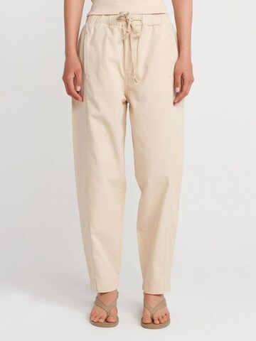 Dilvin Regular Pants in Beige