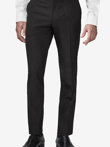 Coupe slim Pantalon à plis Next en noir