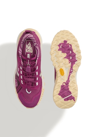 Chaussure basse VANS en rose