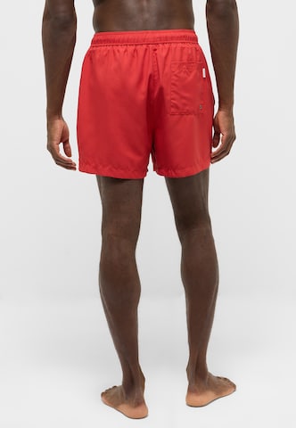 MUSTANG Board shorts in Red