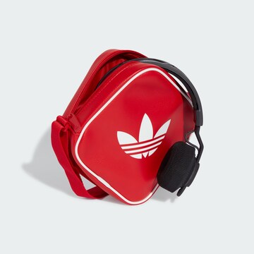 Sac à bandoulière 'Adicolor Classic' ADIDAS ORIGINALS en rouge