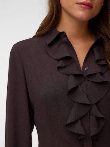Chemisier 'AWBIZZY' VERO MODA en marron