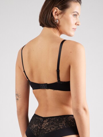 TRIUMPH Háromszög Melltartó 'Vivid Spotlight' - fekete