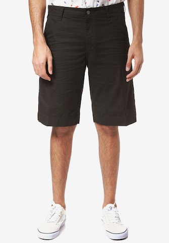 Carhartt WIP Regular Shorts in Schwarz