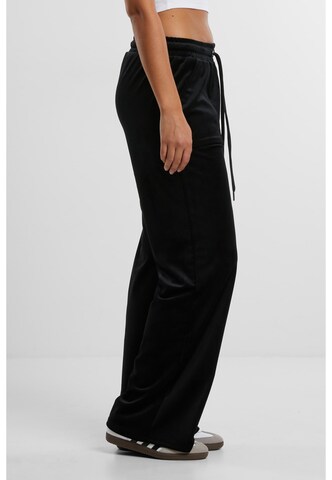 Loosefit Pantaloni di Urban Classics in nero