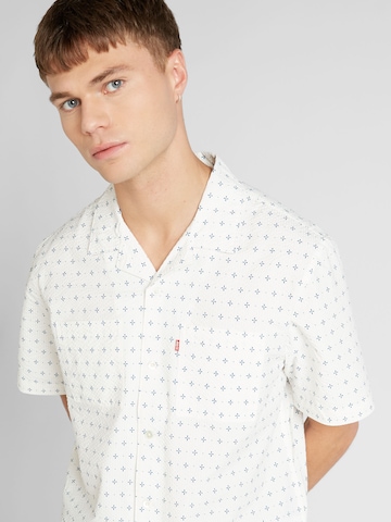 balta LEVI'S ® Patogus modelis Marškiniai