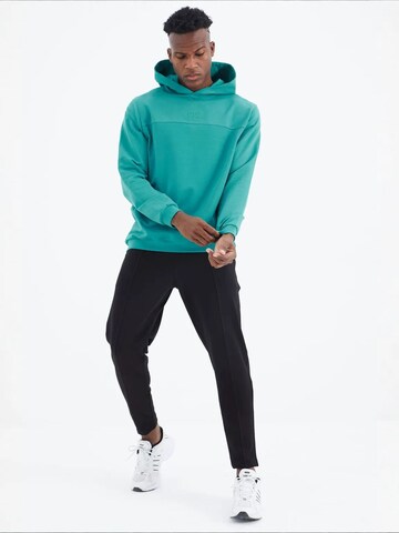 Completo per l'allenamento 'Aktive Sets' di Tommy Life in verde