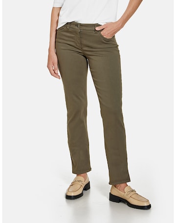 GERRY WEBER Slimfit Jeans in Groen: voorkant