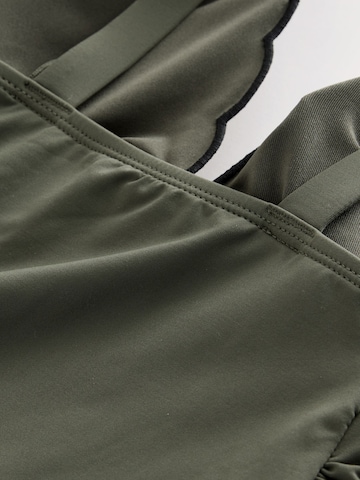 Next Triangel Tankinitop in Grün