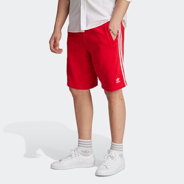 ADIDAS ORIGINALS Regular Broek 'Adicolor Classics 3-Stripes' in Rood: voorkant