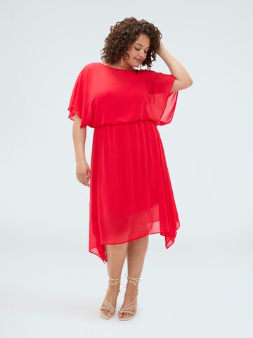 Robe Fiorella Rubino en rouge