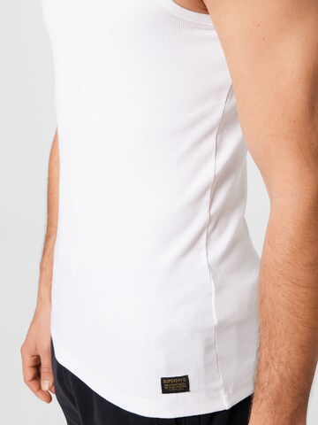 Superdry - Camiseta en blanco