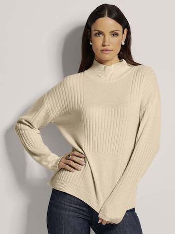 Pull-over MADELEINE en blanc : devant