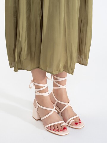 Celena Strap sandal in Beige