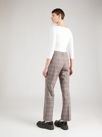 Regular Pantalon à plis QS en gris