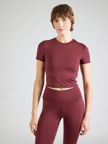 T-shirt fonctionnel 'PWRSHAPE' PUMA en rouge : devant