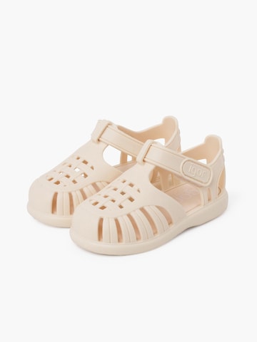 Claquettes / Tongs IGOR en beige