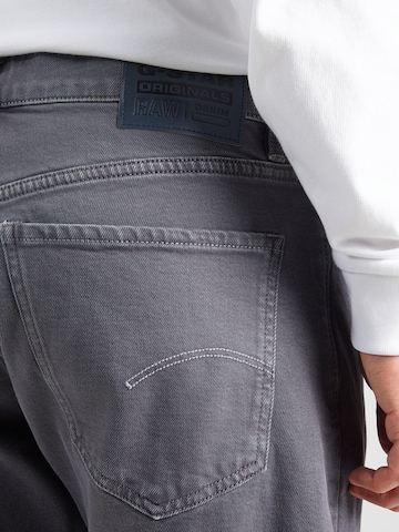G-STAR Regular Jeans 'Mosa' in Grey