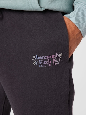 Abercrombie & Fitch Regular Hose 'APAC' in Grau
