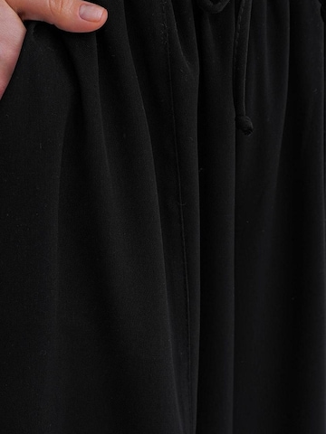 Tapered Pantaloni di MixRay in nero