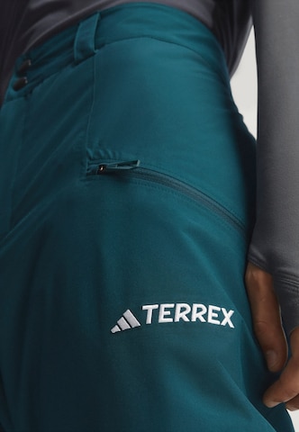 ADIDAS TERREX Regular Outdoor Pants in Green