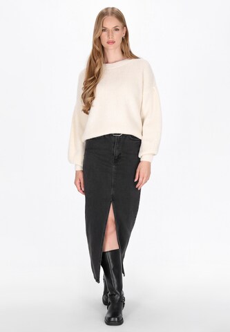 DreiMaster Vintage Υπερμέγεθες πουλόβερ σε λευκό