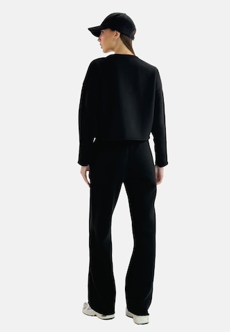 Regular Sweat-shirt Elara en noir