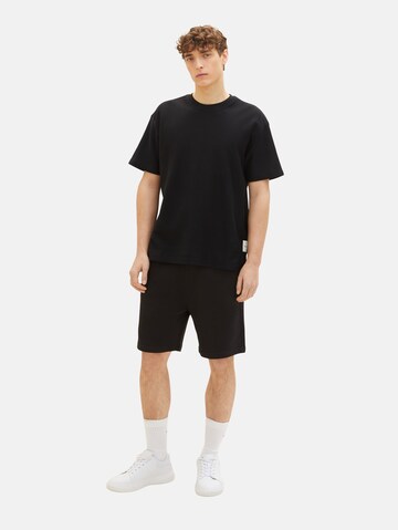 TOM TAILOR DENIM Regular Shorts in Schwarz