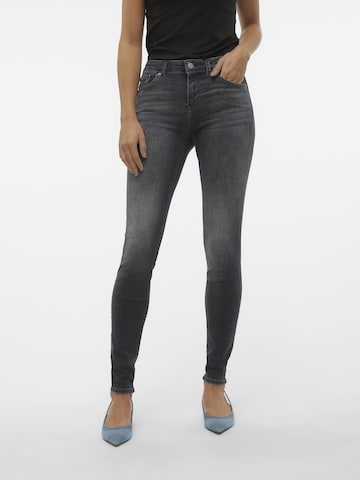 VERO MODA Skinny Jeans 'LUX' in Zwart: voorkant