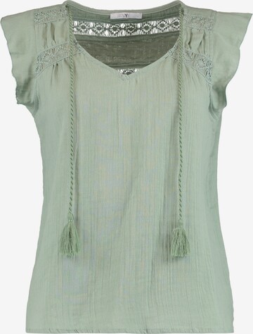 Hailys Blouse 'La44na' in Green: front