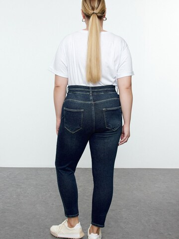 Trendyol Curve Skinny Τζιν σε μπλε