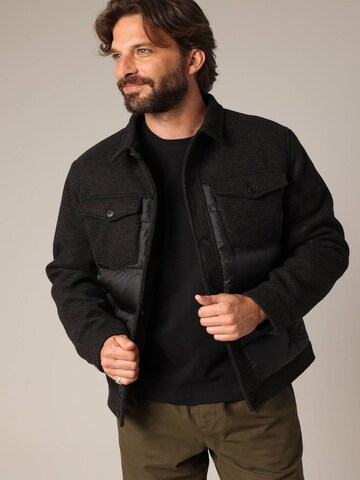 Veste mi-saison 'Gusto' Deeluxe en noir : devant