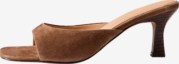 Mule The Set en marron : devant