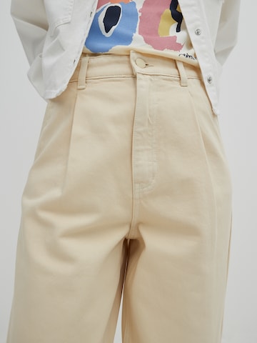 Tapered Pantaloni cu cute 'Chelsea' de la EDITED pe galben