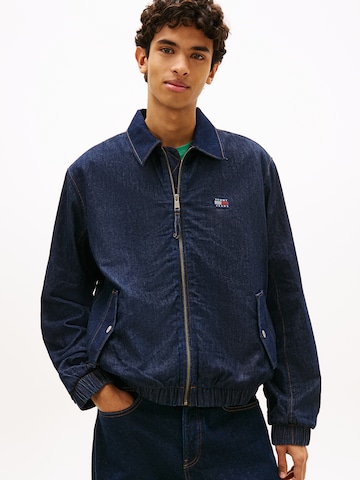 Tommy Jeans Between-season jacket in Blue: front