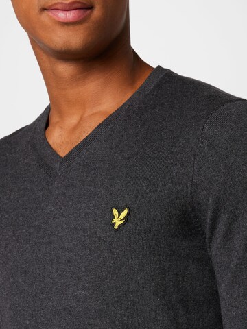 Lyle & Scott Pullover in Grau