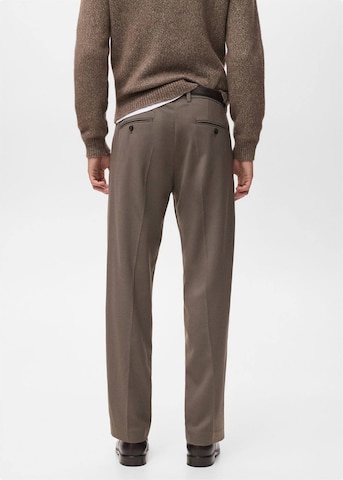 MANGO MAN Regular Pleat-Front Pants 'Savoir' in Brown