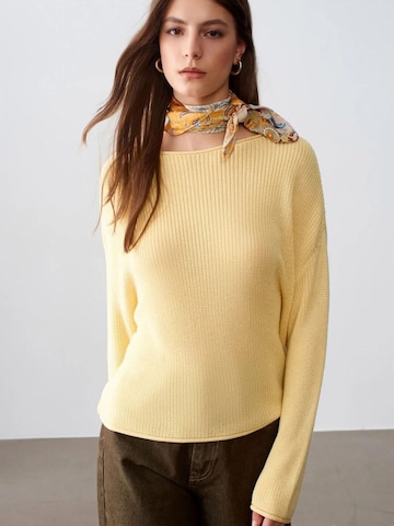 Pull-over 'Pullover' Dilvin en jaune