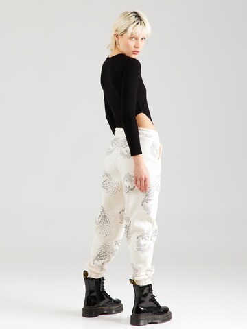 ALPHA INDUSTRIES Zúžený Kalhoty 'Crane' – bílá