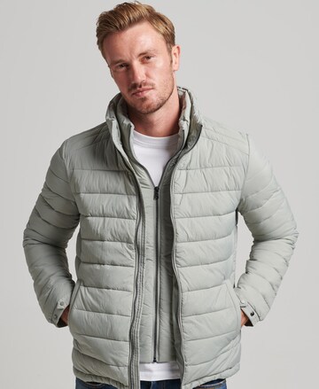 Veste d’hiver Superdry en gris : devant