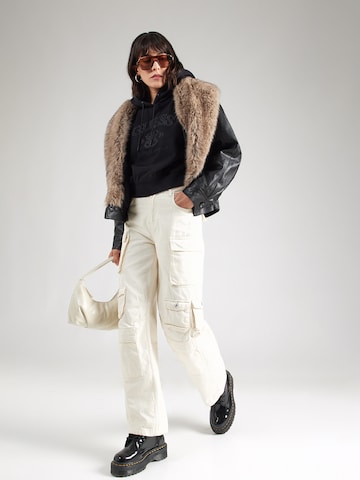 GUESS - Camiseta deportiva 'YAYOI' en negro